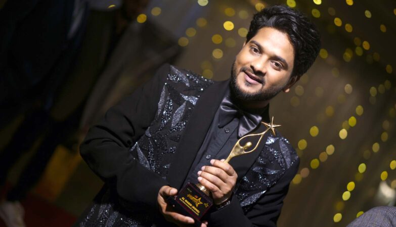 Masid Rono Won ‘Iconic Star Award’ For Best Entertainment Journalist