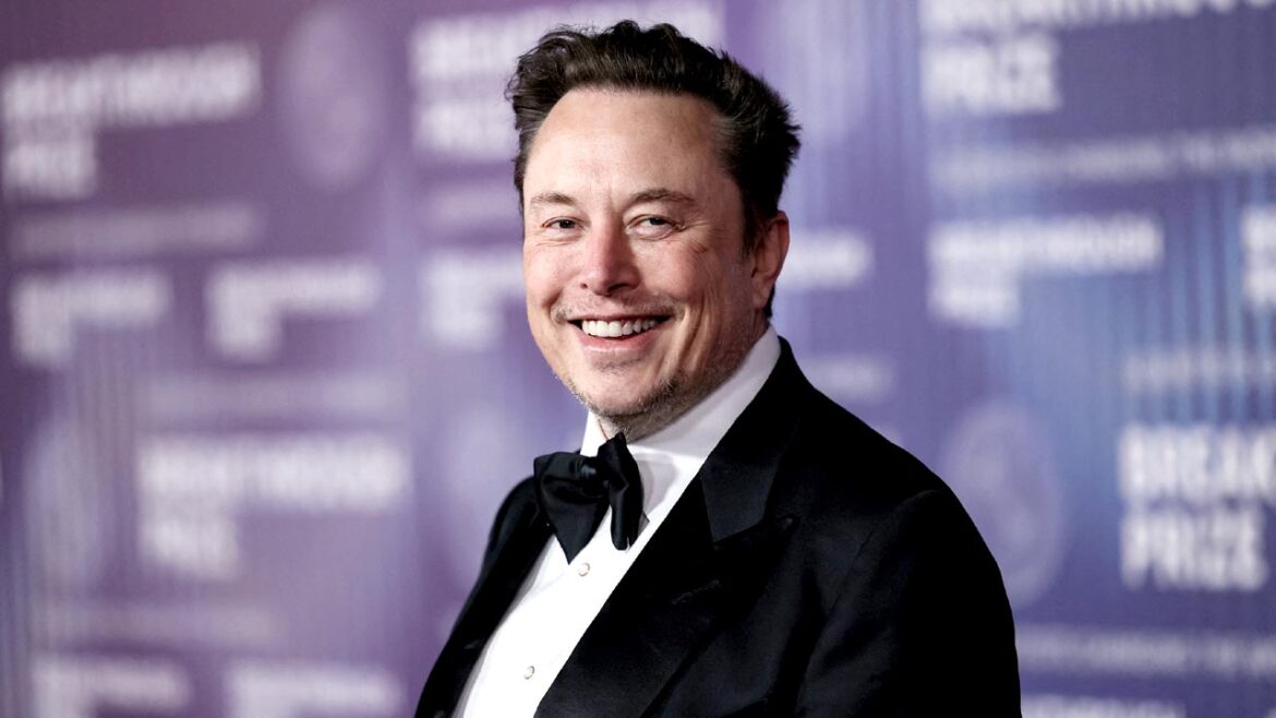 Elon Musk Calls White House Official a ‘Snake’ Amid Vetting Controversy